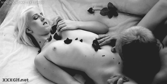 Blonde Pussy Eating: Erotic Pussy Licking GIF