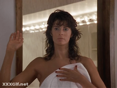 Brunette Babes: Nuda Celebrity Attrice GIF