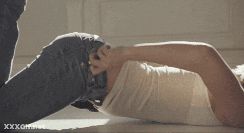 Hot Babe With Big Tits And Cute Boobs GIF