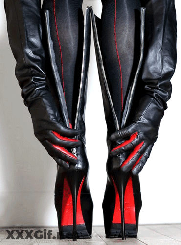 Sexy Feet In Latex: A Fetish Fiesta GIF