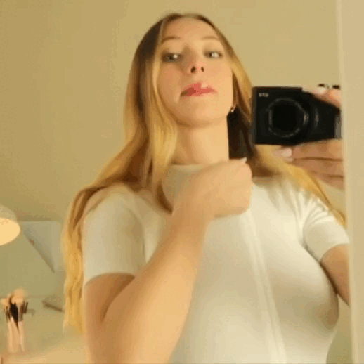Sophia Diamond's Big Tits Blonde Celebrity Selfie GIF
