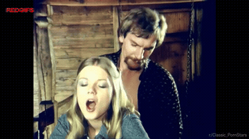 Anne Magle In 'Heisse Feigen' (1978) GIF