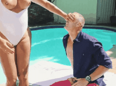 Bianka Nascimento's Shemale Trap: Guy Sucks GIF