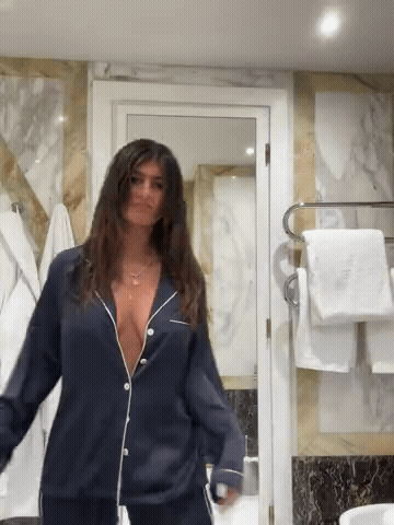Big Tits Boobs Busty Dancing GIF