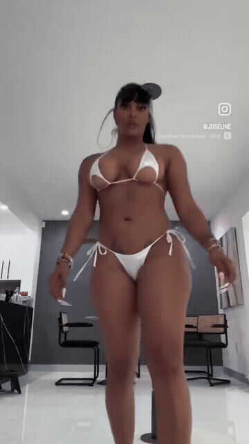 Black Body Latina GIF