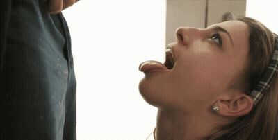 Blowjob Babe Gives A Slobbering Good Time GIF