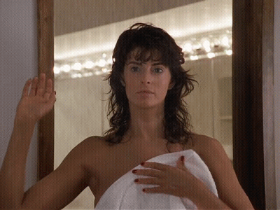 Brunette Babes: Nuda Celebrity Attrice GIF