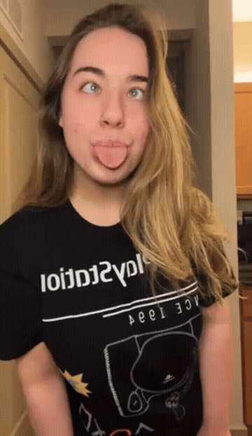 Curvy Chicks GIF
