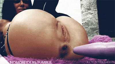 Fuck Me: Animated Machine Gives You A Hot Time GIF