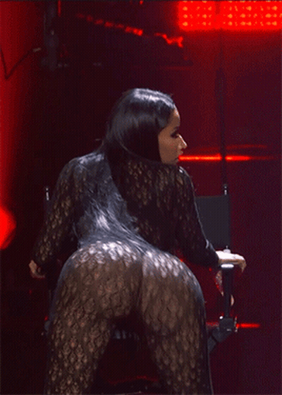 Minaj Twerking Like A Pro GIF