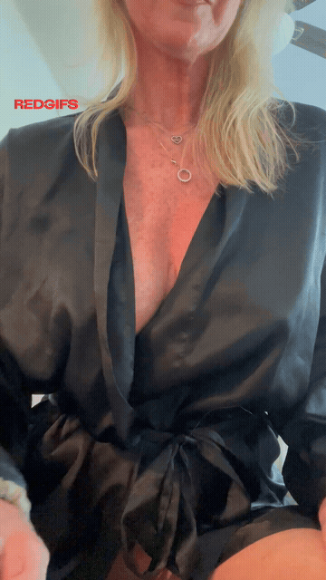Silky Black Reveal GIF